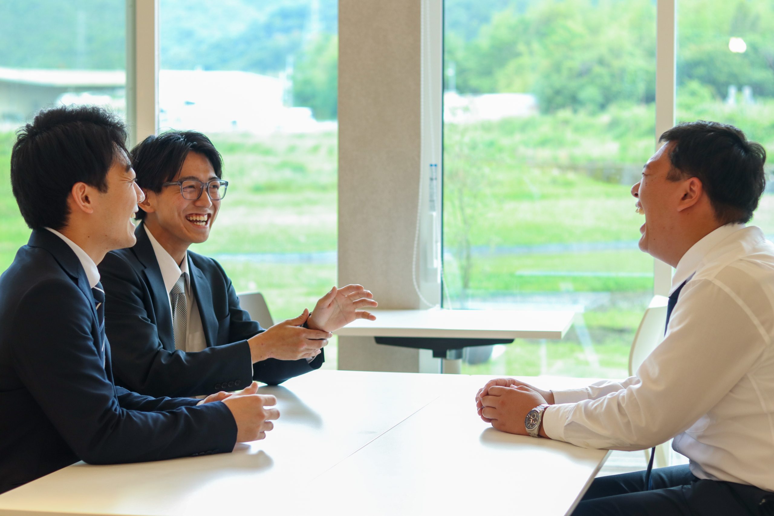 新卒社員対談Ver.3「聞かせて！就活の軸＆入社の決め手」 業務風景