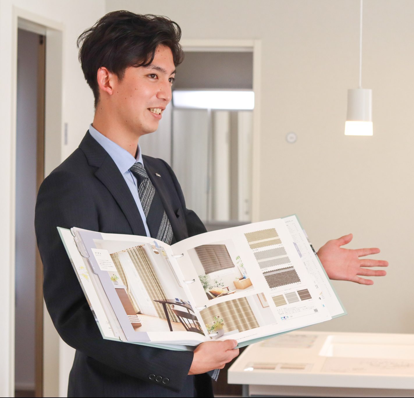 22卒R.H. 業務風景