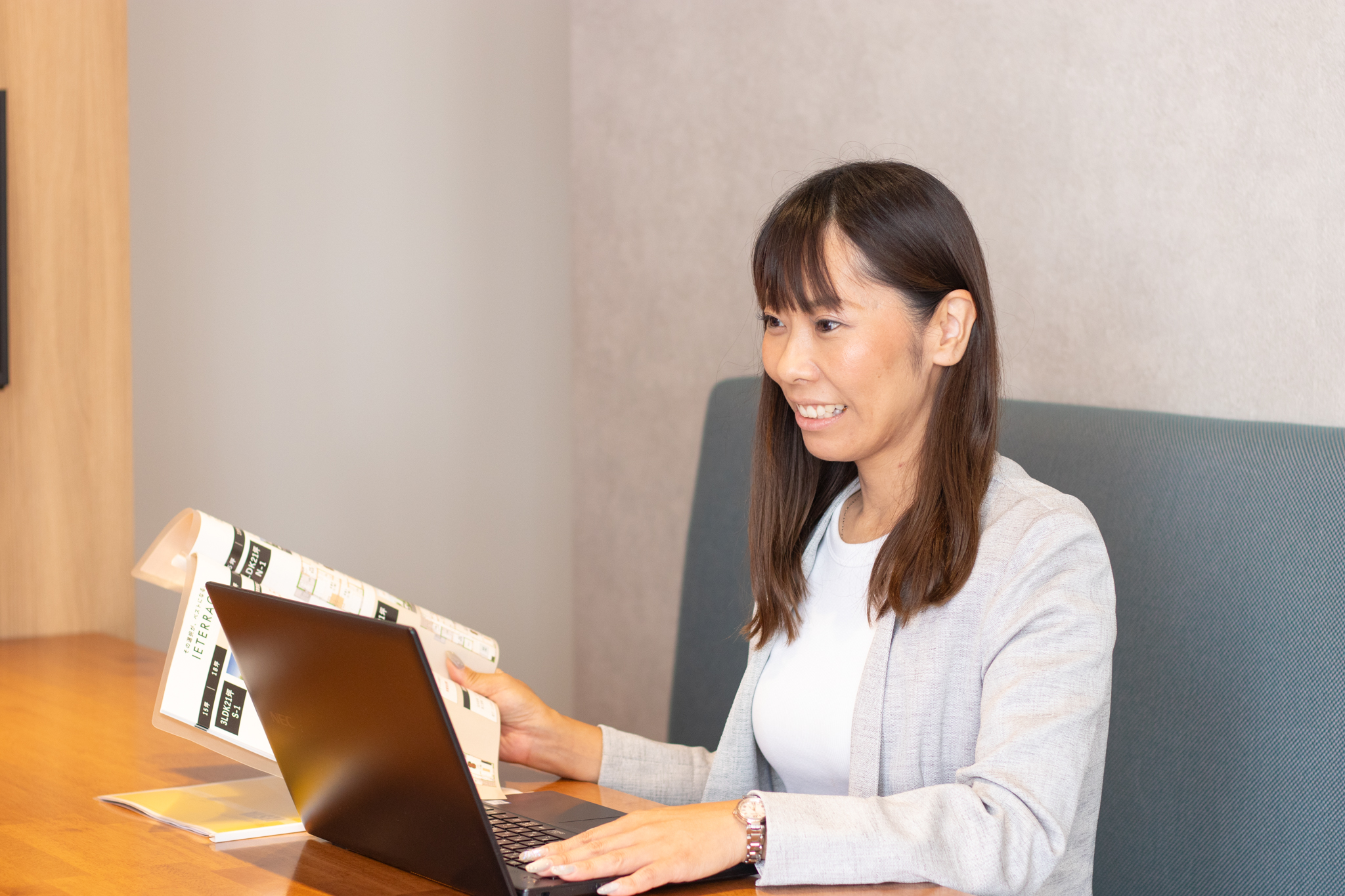 【岩国市】店長候補・経験者優遇！規格注文住宅の営業 ・完全週休2日制